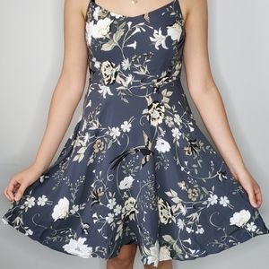 NWOT Old Navy Blue Floral and Bird Print Dress in Size S